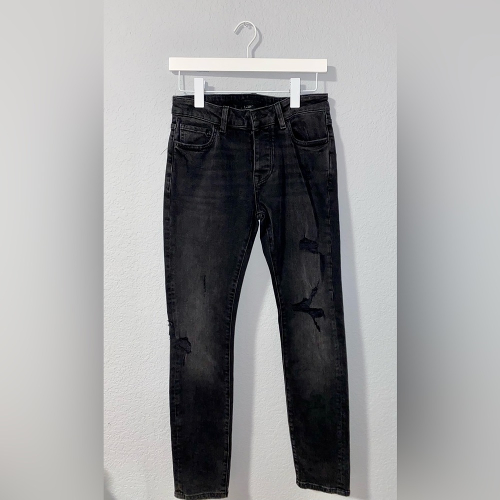 Forever 21 Skinny Jeans with tags.